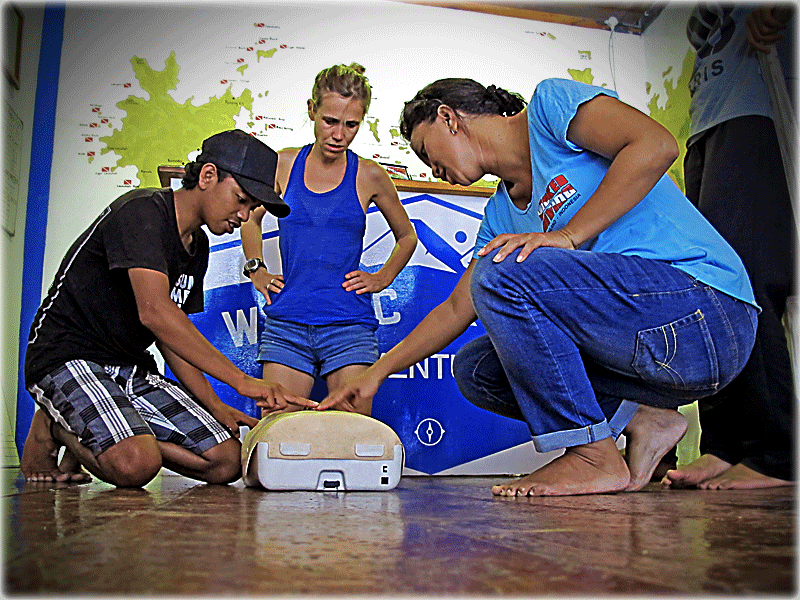 PADI IDC Gili Islands EFR Training