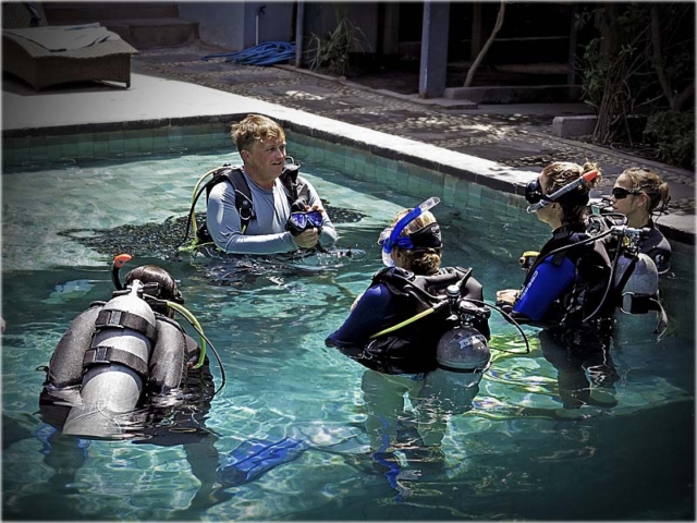 PADI IDC Gili Islands Mask training