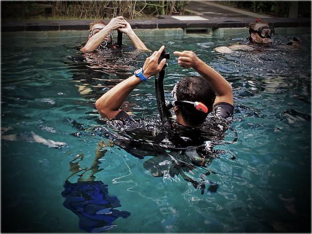 PADI skill circuit Gili IDC 2019