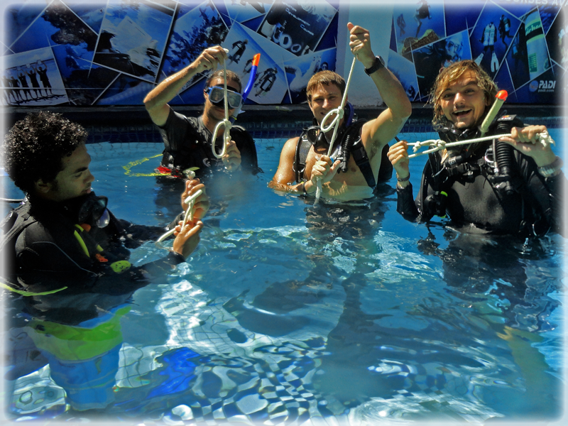 PADI Knots Workshop in the pool