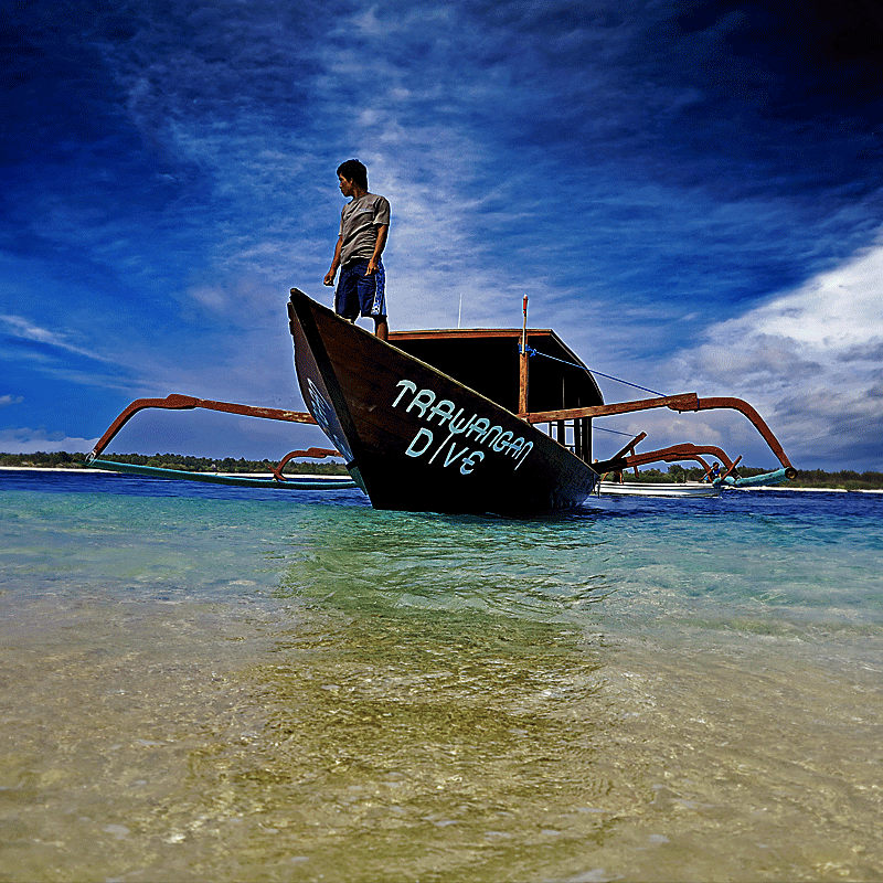 PADI IDC Training Boat